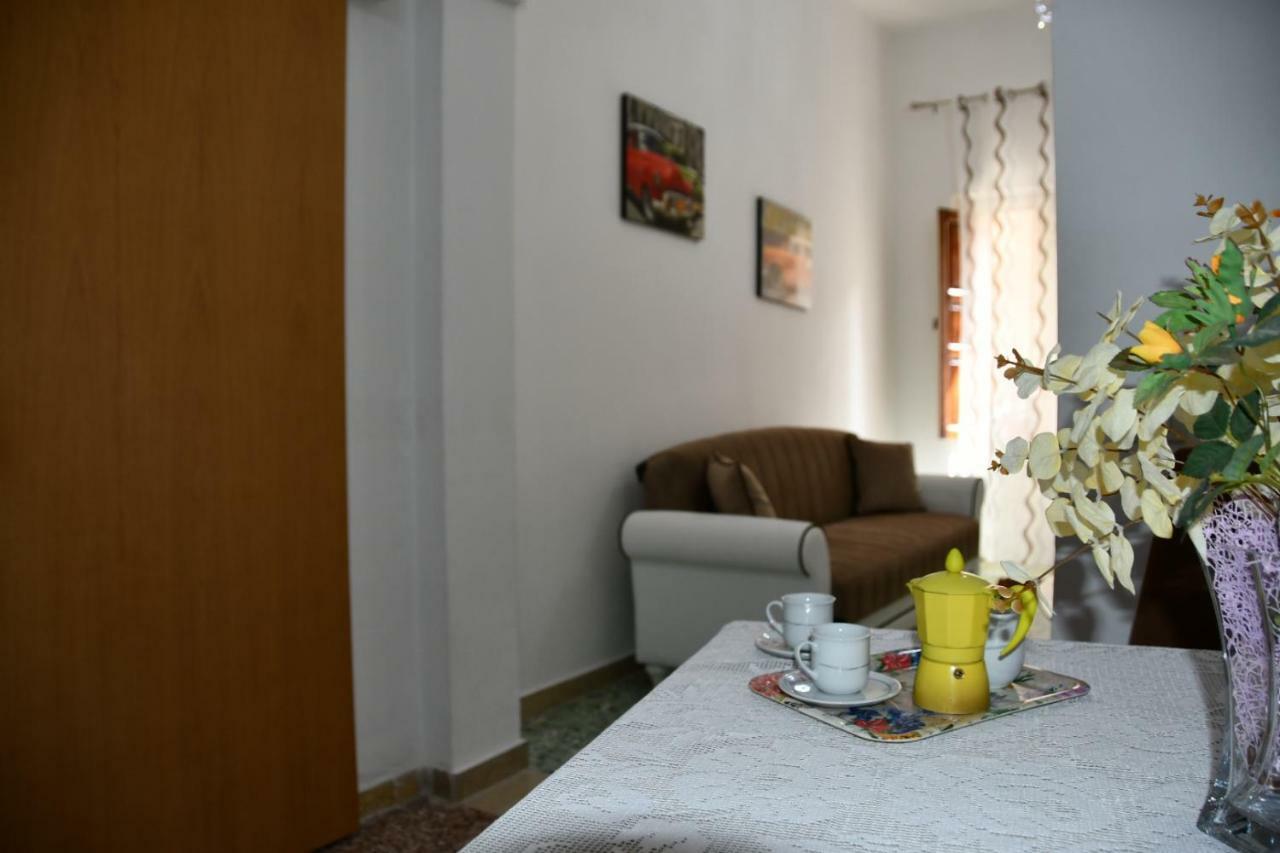 Casa Vacanza Gioia Pura Шиклі Екстер'єр фото