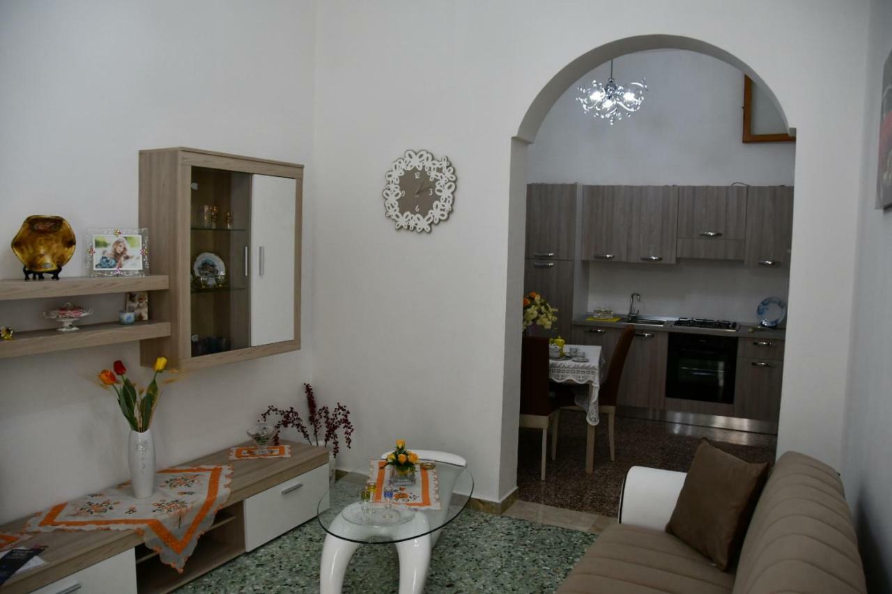 Casa Vacanza Gioia Pura Шиклі Екстер'єр фото